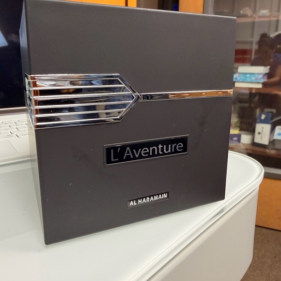 L'Aventure Eau de Parfum for Men - Silver and Black - Picture 3 of 7